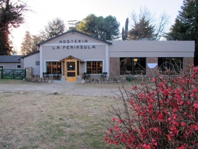 Hosteria La Peninsula فيلا فينتانا المظهر الخارجي الصورة